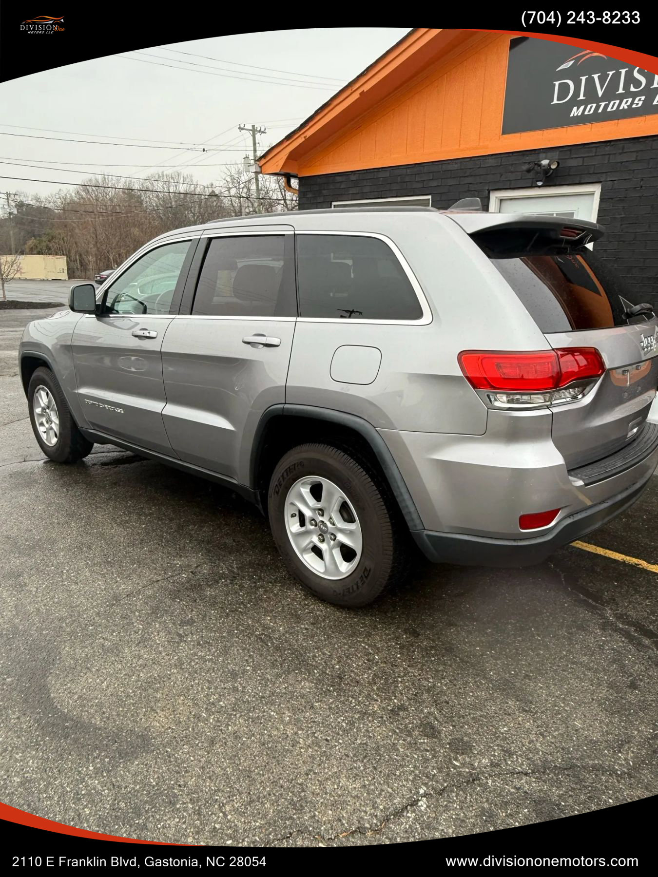 Used 2016 Jeep Grand Cherokee Laredo image 4