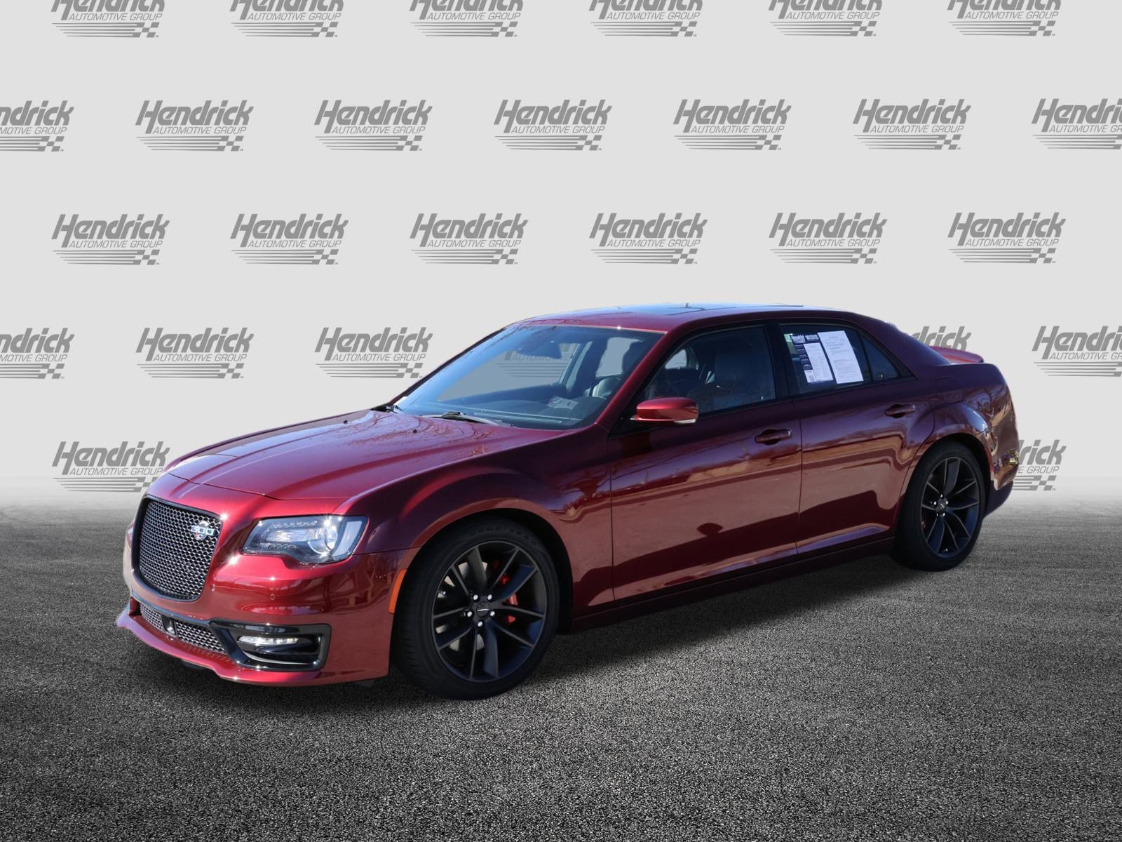 Used 2023 Chrysler 300 C image 5