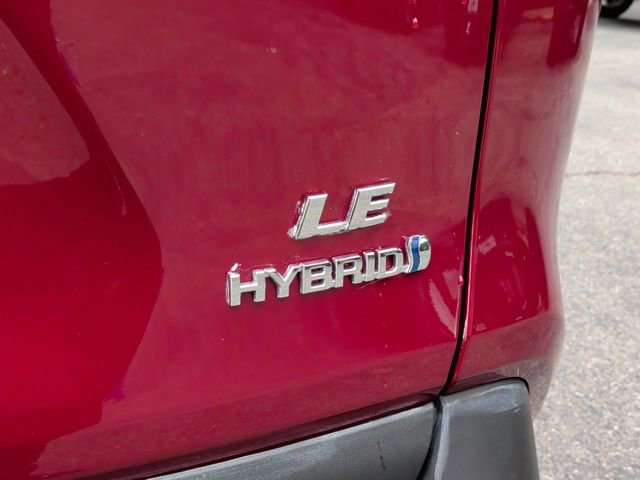 Used 2024 Toyota RAV4 LE AWD/4WD image 33