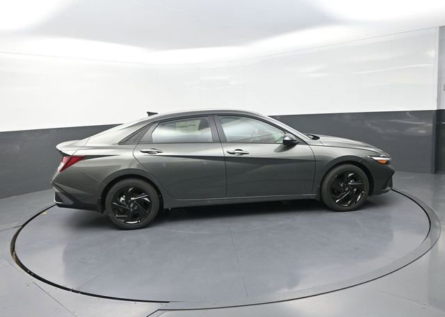 New 2026 Hyundai Elantra Sport FWD image 9
