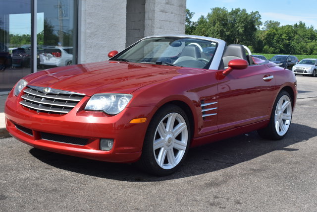 Used 2005 Chrysler Crossfire Limited RWD image 16