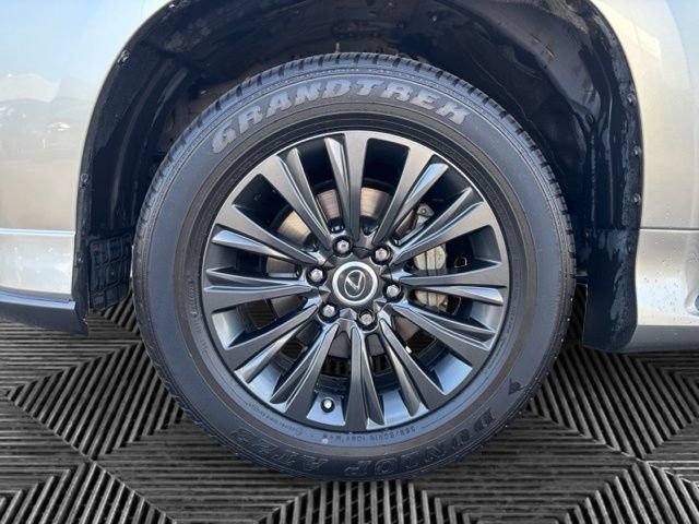 Used 2021 Lexus GX 460 Premium w/ Accessory Package AWD/4WD image 31