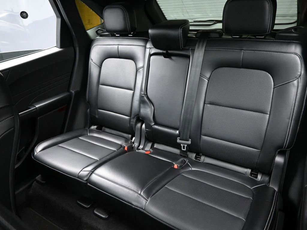 Used 2024 Ford Escape Platinum image 22