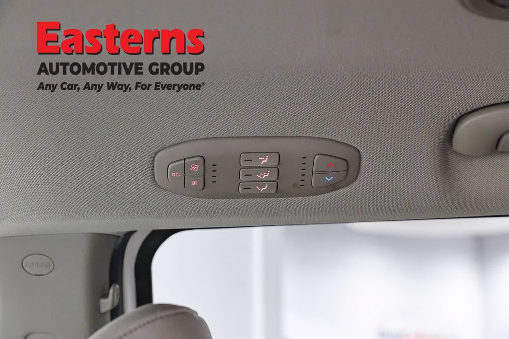 Used 2020 Kia Sedona LX FWD image 21