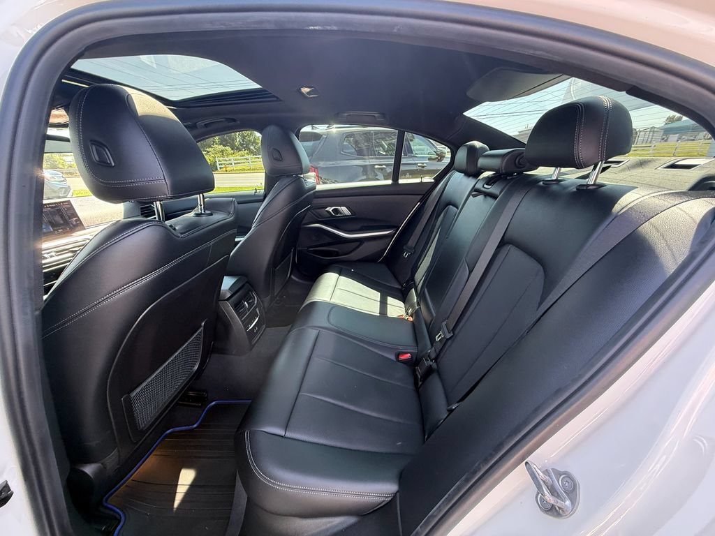Used 2023 BMW 330e xDrive AWD/4WD image 19