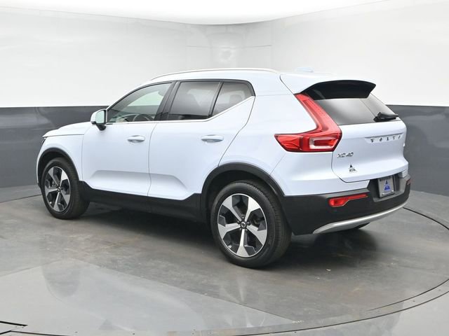 Used 2024 Volvo XC40 B5 Core AWD/4WD image 7
