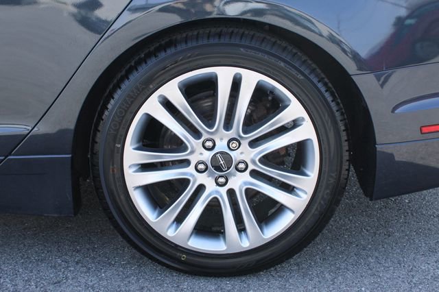 Used 2014 Lincoln MKZ Hybrid w/ Equipment Group 202A Reserve image 40