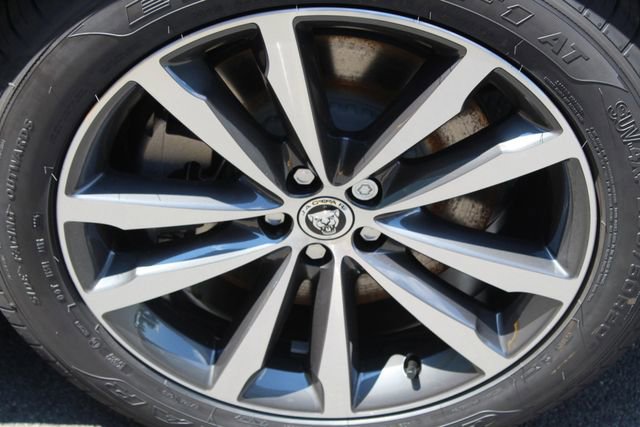 New 2026 Jaguar F-PACE R-Dynamic S image 8