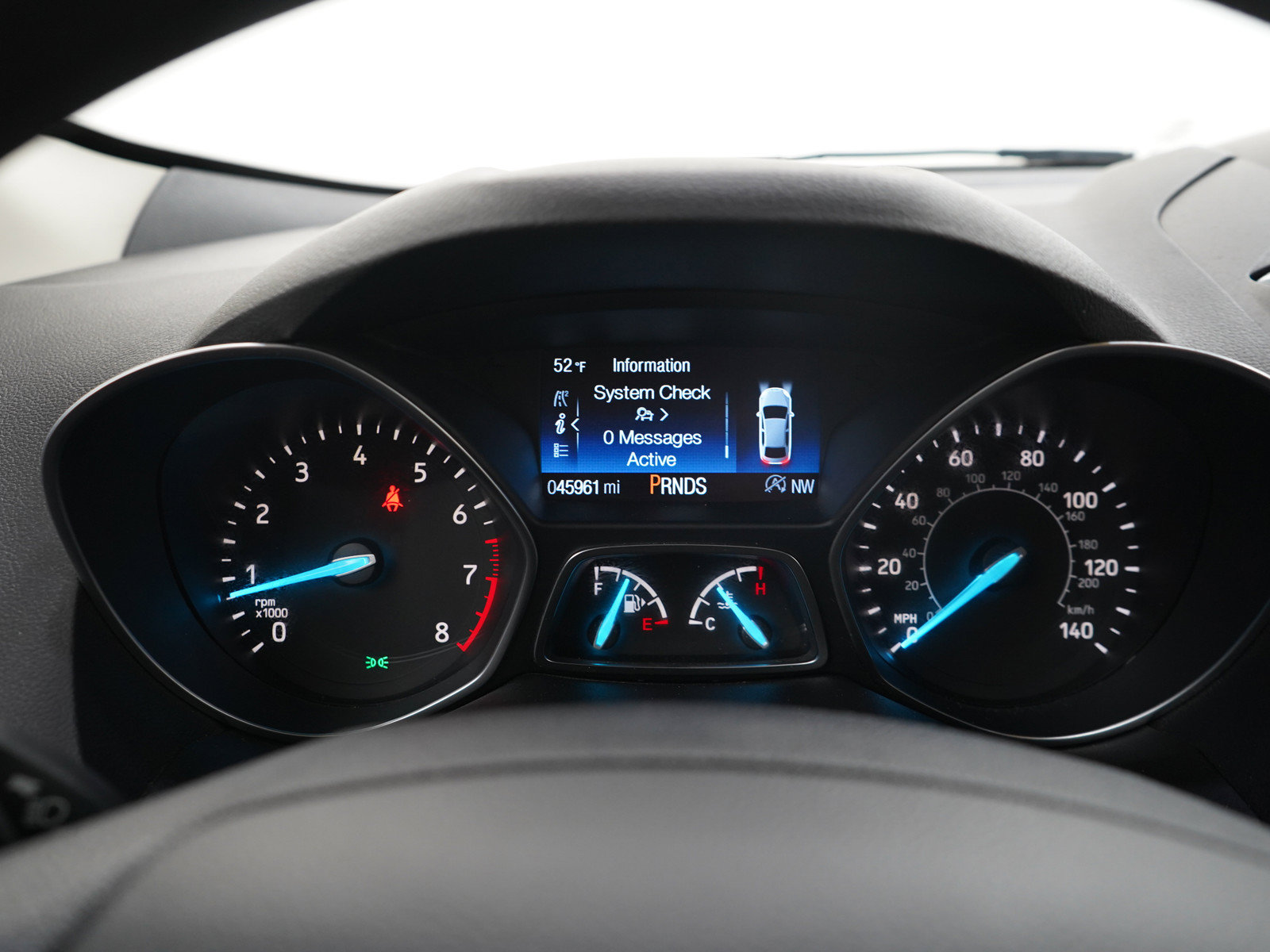 Used 2018 Ford Escape SE w/ SE Sync 3 Package AWD/4WD image 26