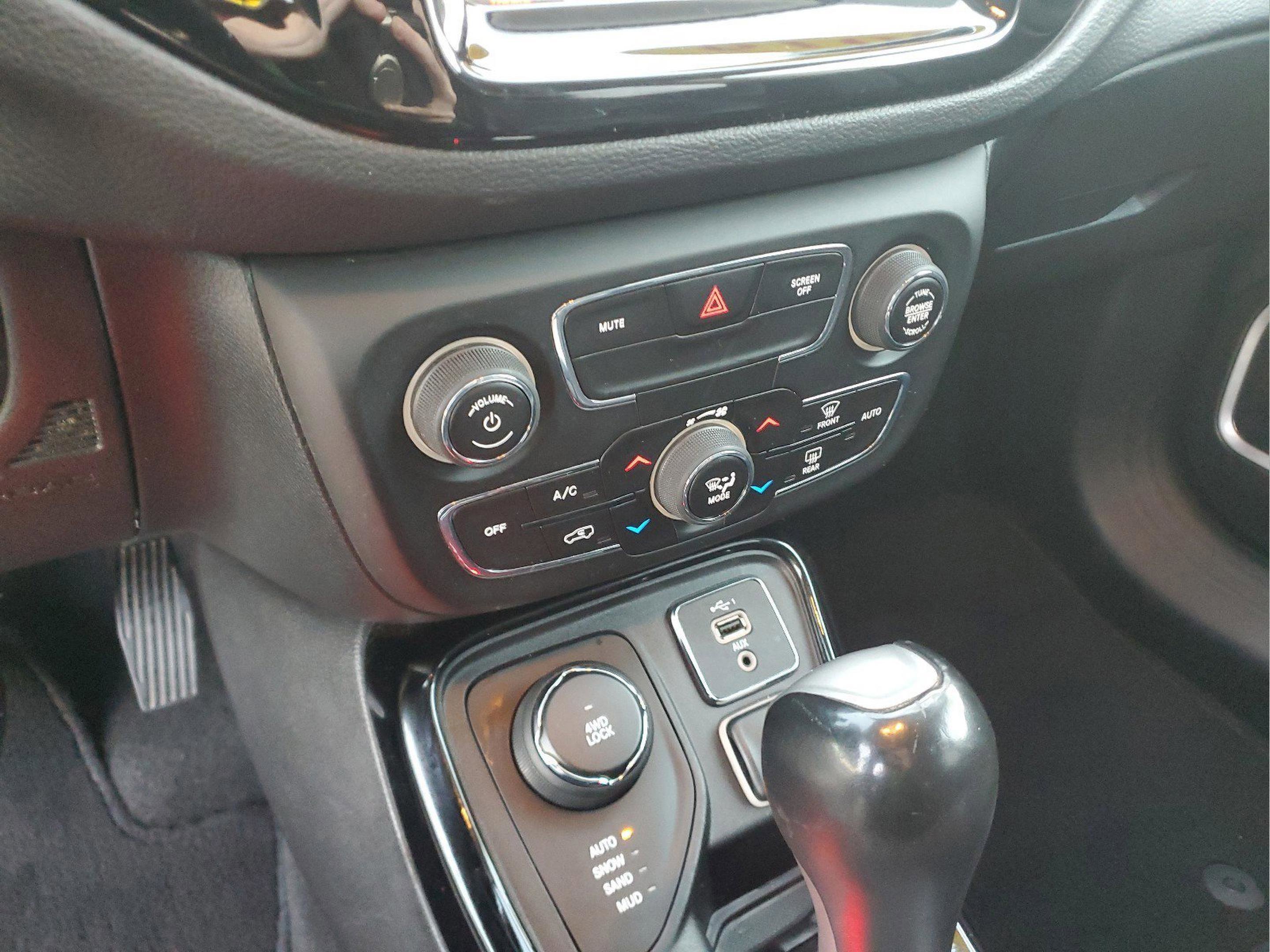 Certified 2019 Jeep Compass Limited image 17