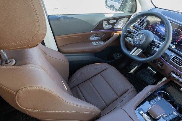 New 2026 Mercedes-Benz GLS 450 4MATIC image 23