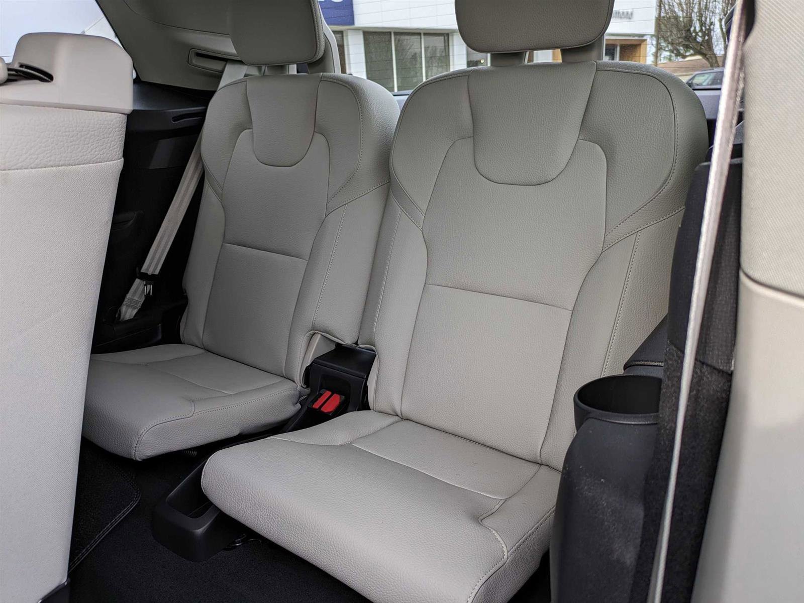 New 2024 Volvo XC90 T8 Plus image 34