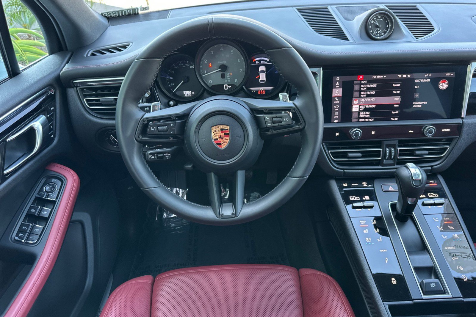 Used 2026 Porsche Macan S AWD/4WD image 14