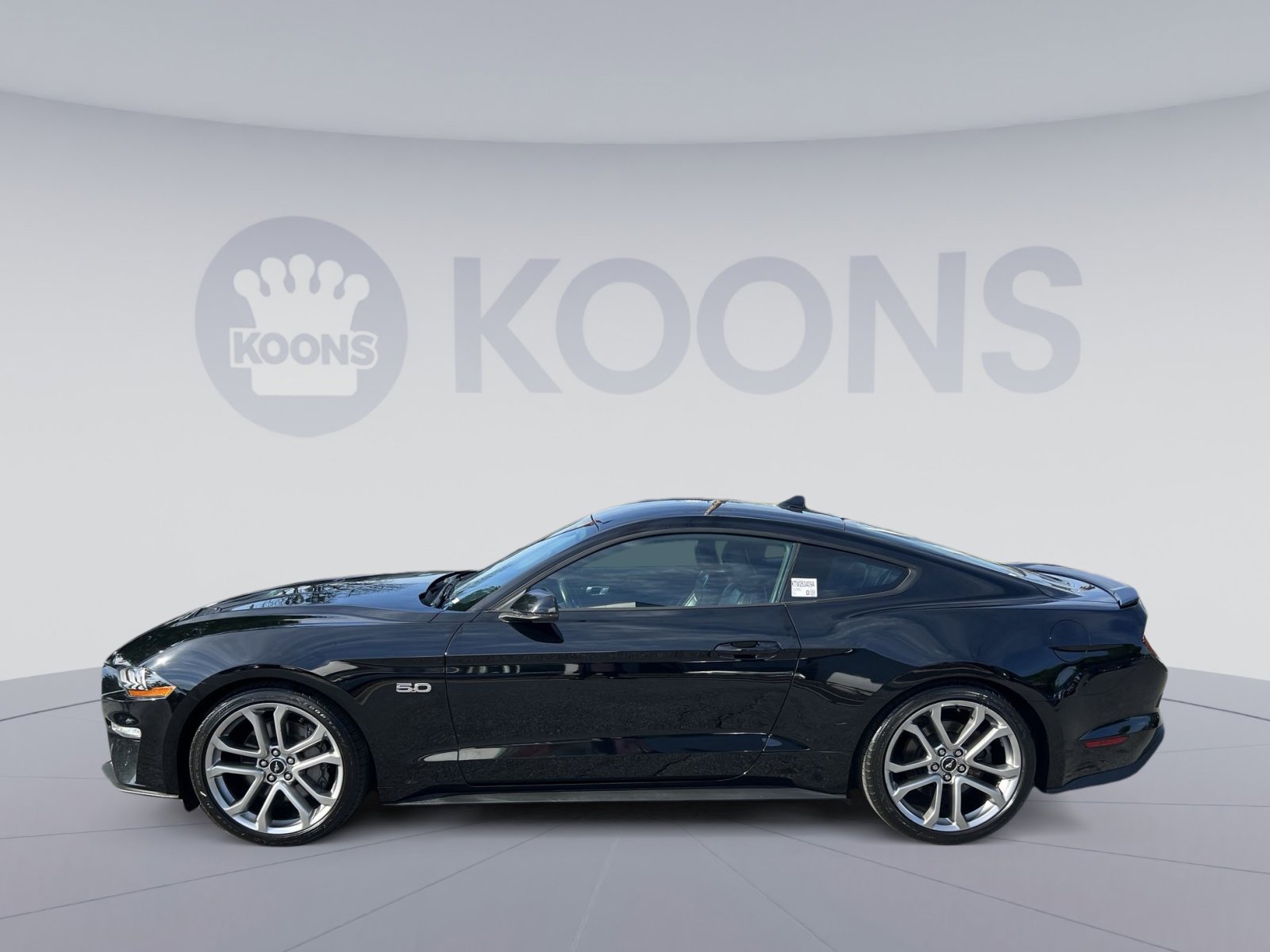 Used 2022 Ford Mustang GT Premium w/ Equipment Group 401A RWD image 2