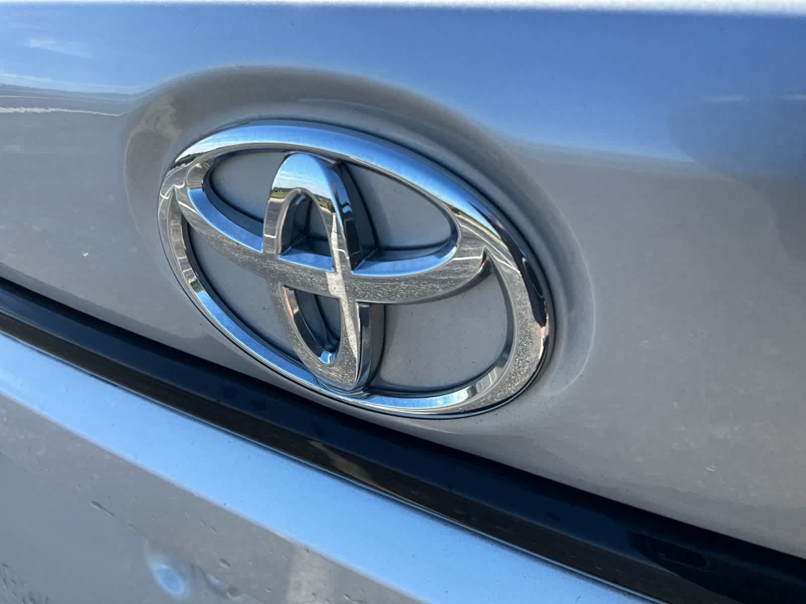 Used 2024 Toyota Corolla LE FWD image 16
