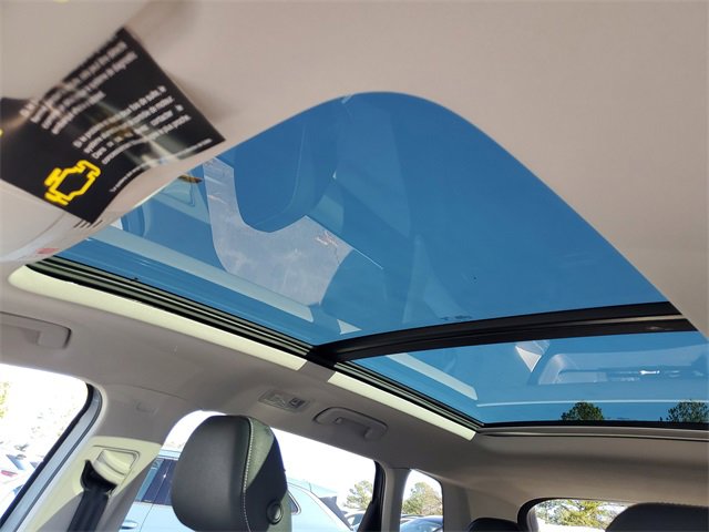 New 2026 Volkswagen Taos SE image 19