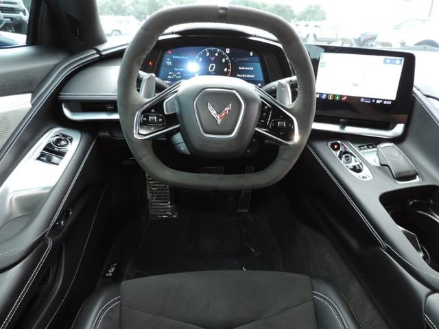 Used 2022 Chevrolet Corvette Stingray Preferred Cpe w/ Z51 Performance Package RWD image 25