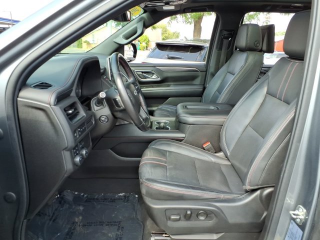 Used 2021 Chevrolet Tahoe RST w/ Luxury Package AWD/4WD image 4