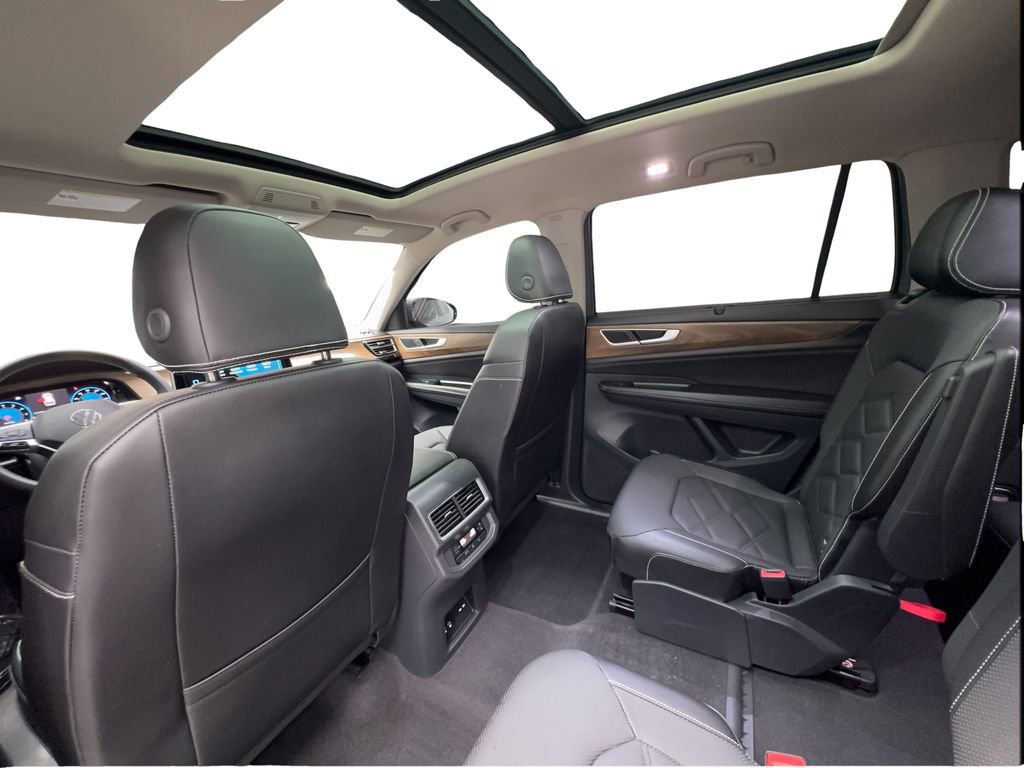 Used 2024 Volkswagen Atlas SE FWD image 23