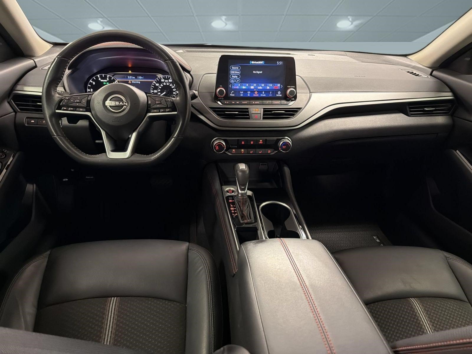 Used 2024 Nissan Altima 2.5 SR FWD image 15