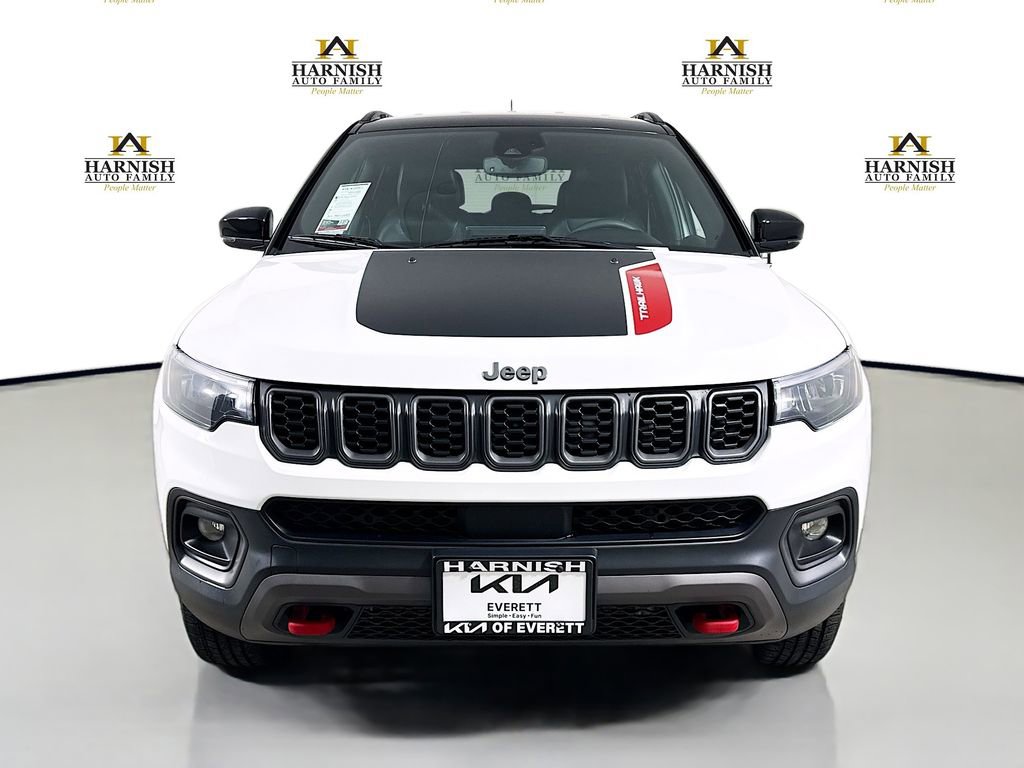 Used 2024 Jeep Compass Trailhawk AWD/4WD video 2