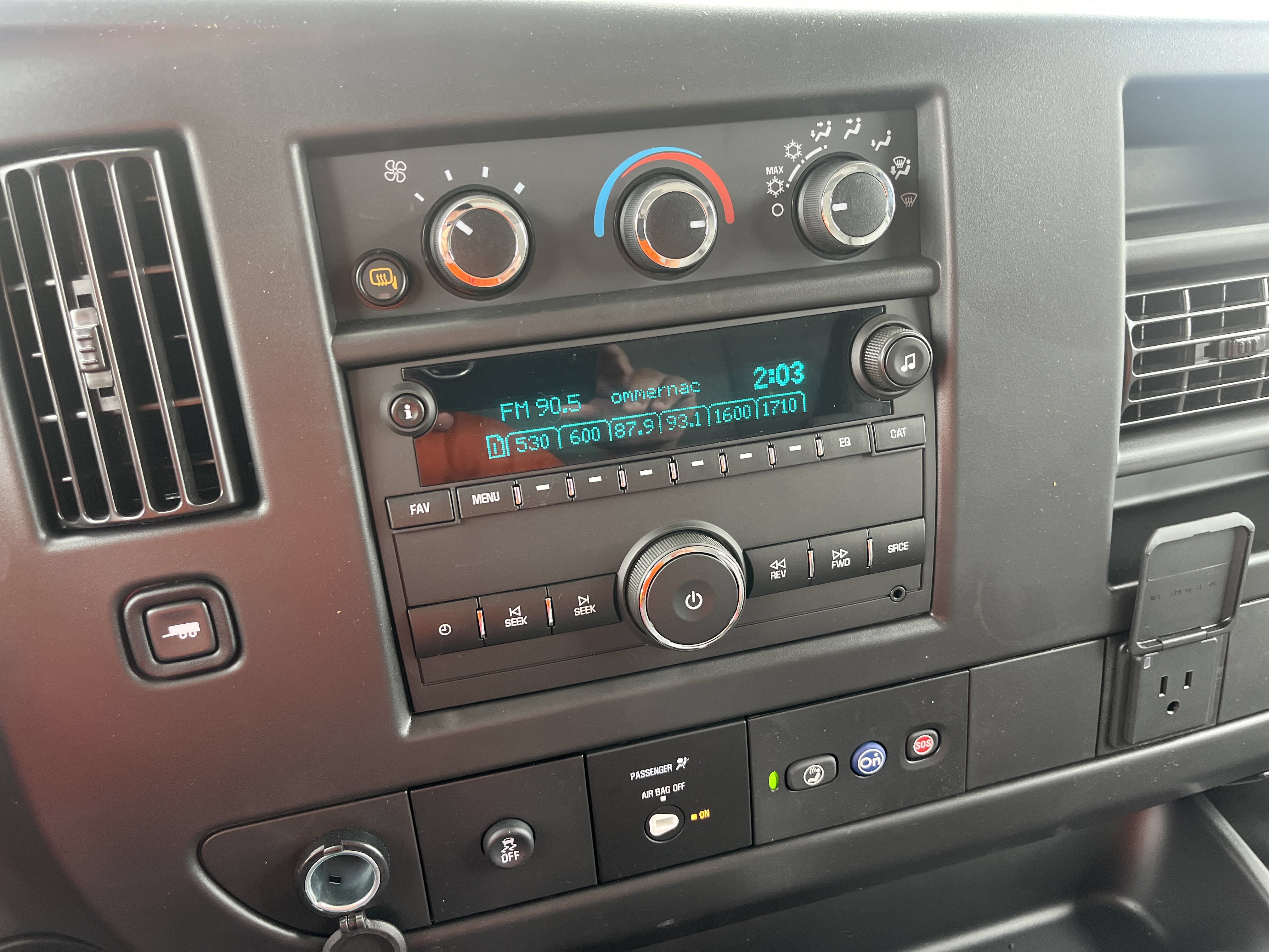 New 2025 Chevrolet Express 3500 w/ Power Convenience Package RWD image 15