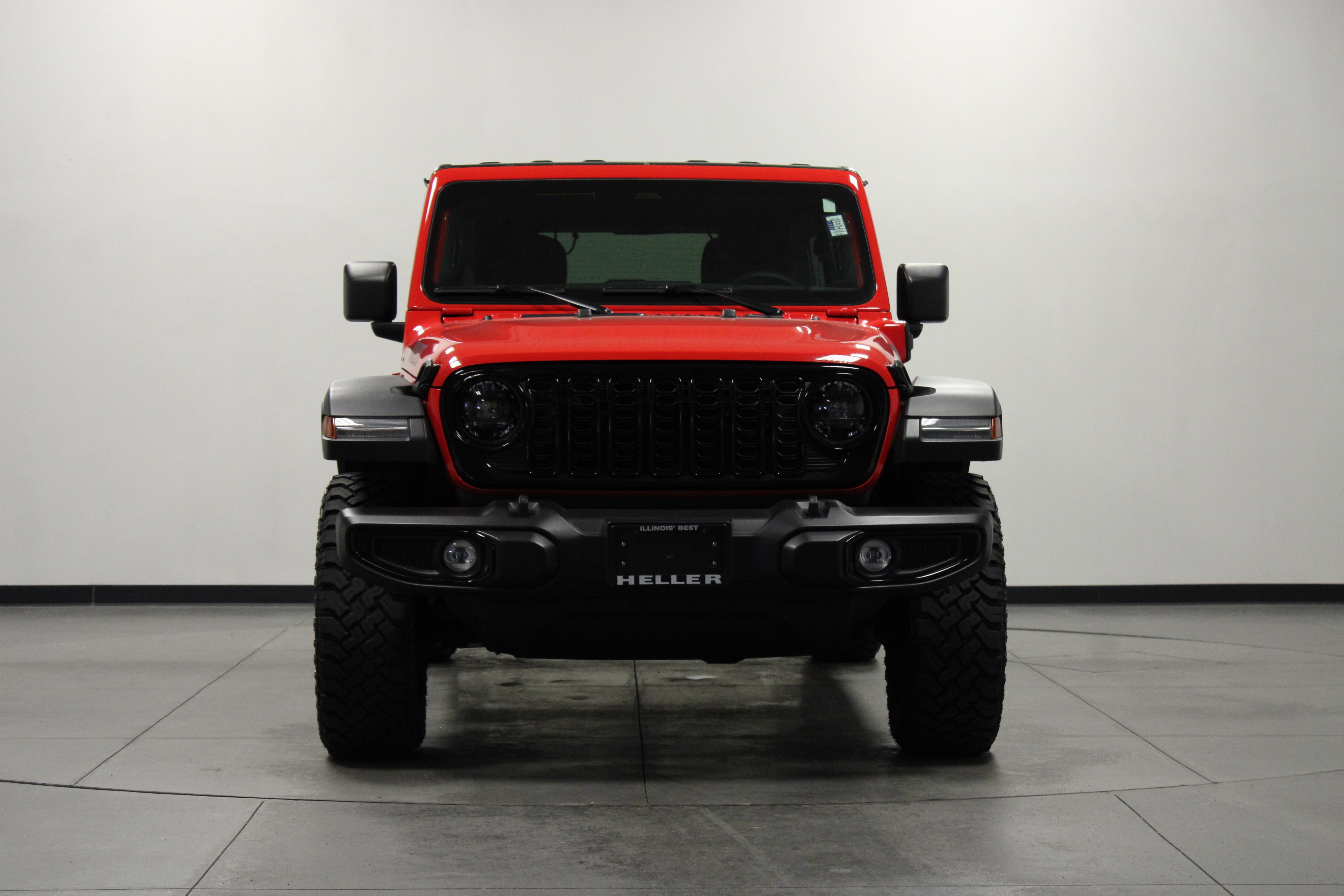 Used 2025 Jeep Wrangler Willys AWD/4WD image 9