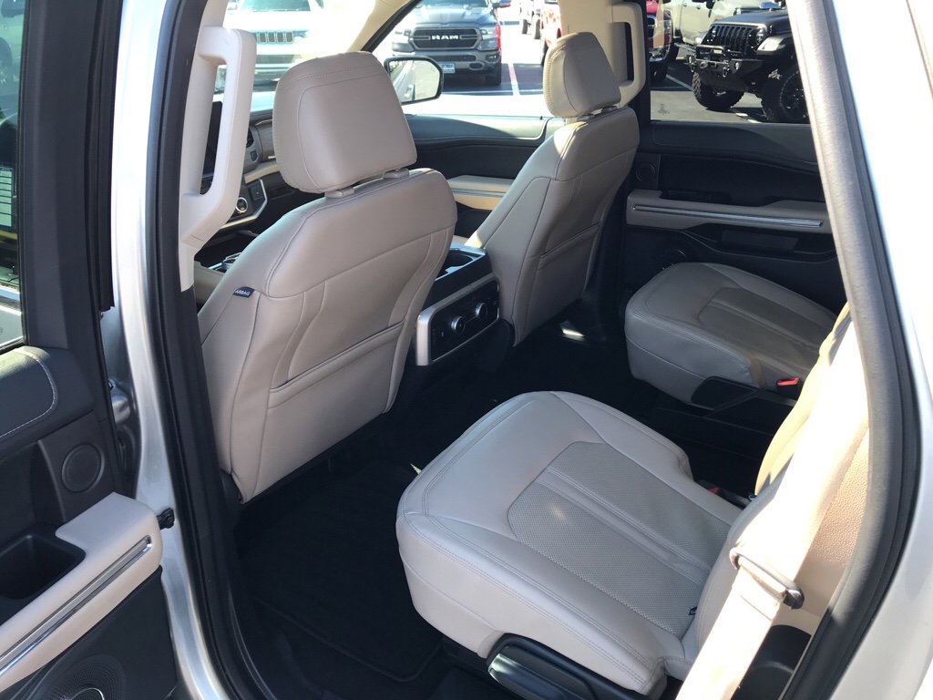 Used 2023 Ford Expedition Limited image 26