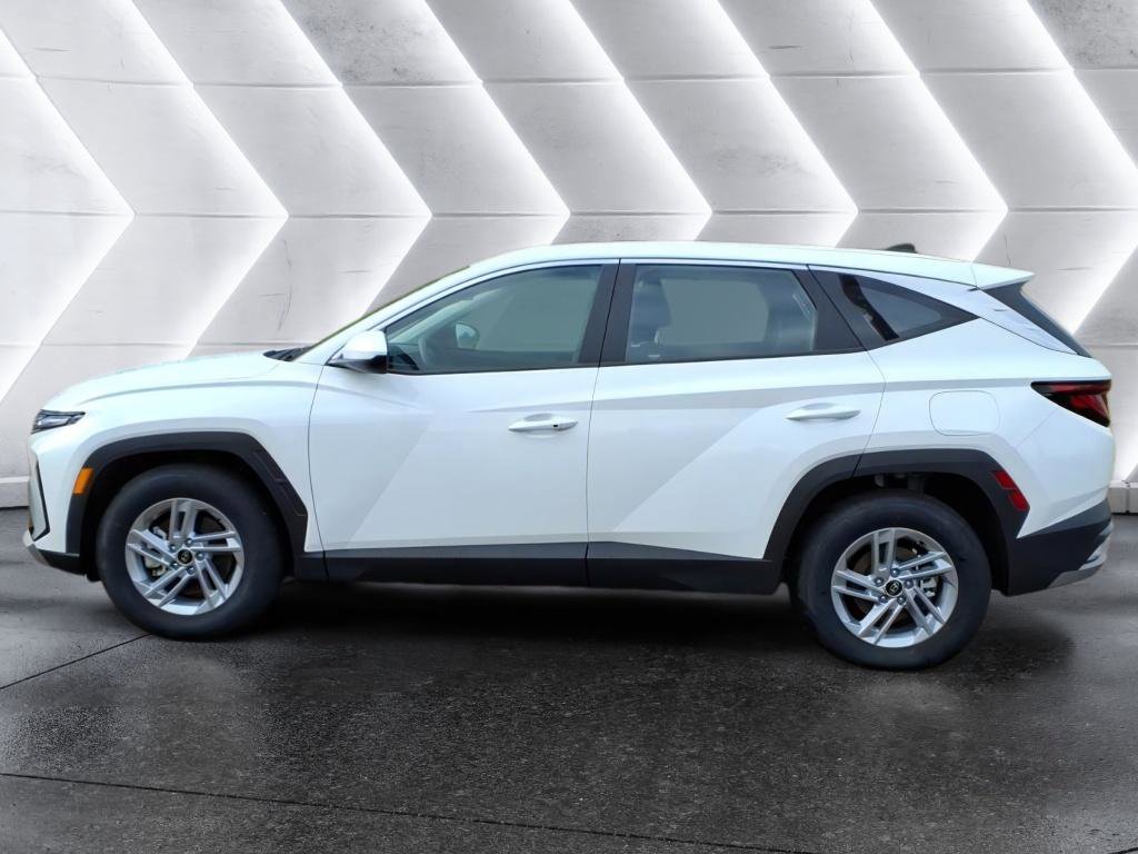 New 2026 Hyundai Tucson SE FWD image 2