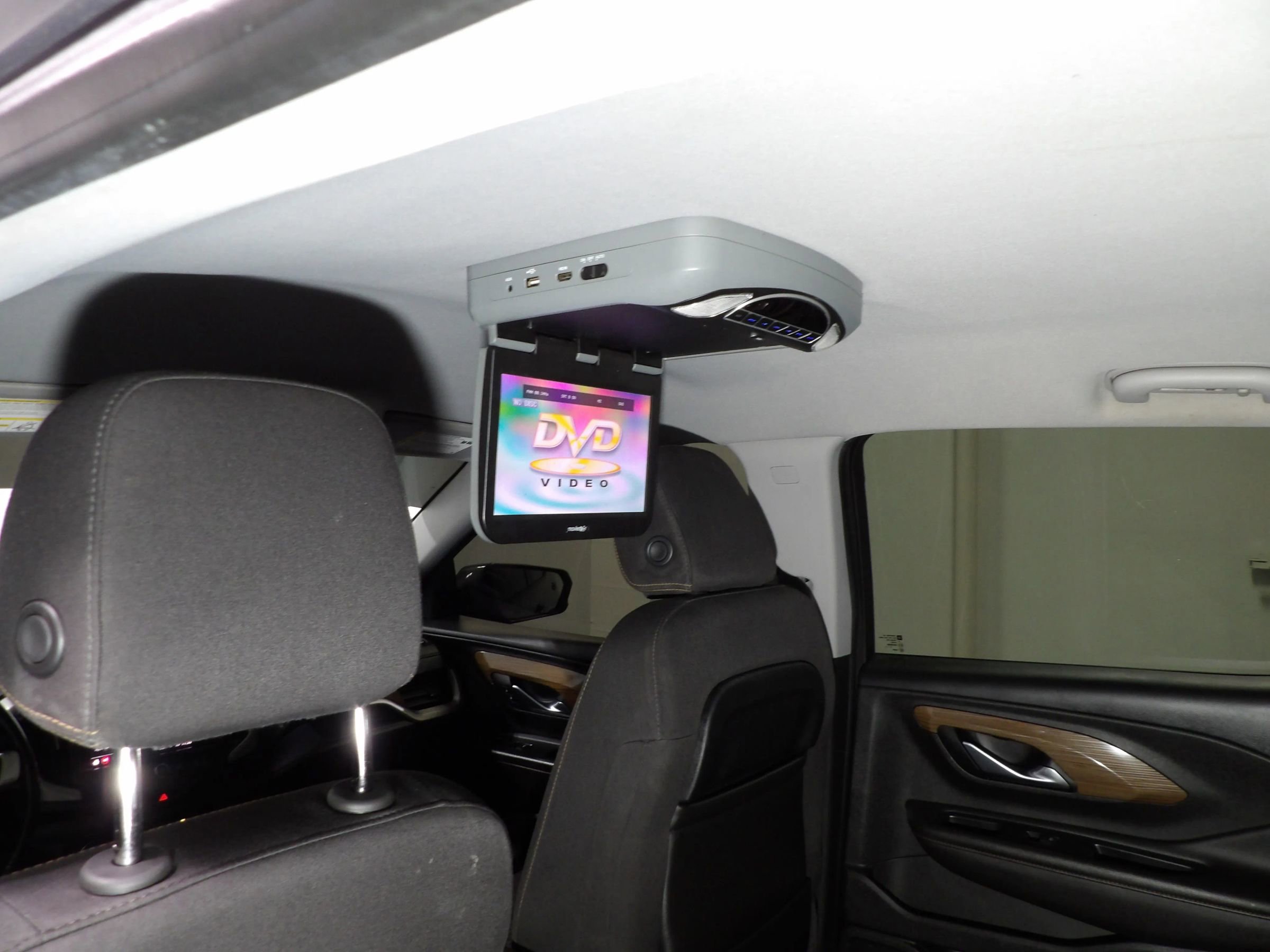 Used 2020 GMC Terrain SLE w/ Driver Convenience Package image 13