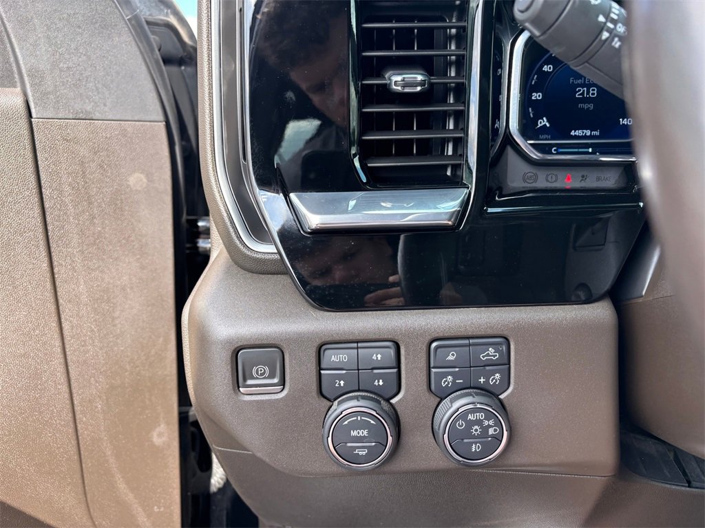 Certified 2023 Chevrolet Silverado 1500 LTZ w/ LTZ Convenience Package II image 22