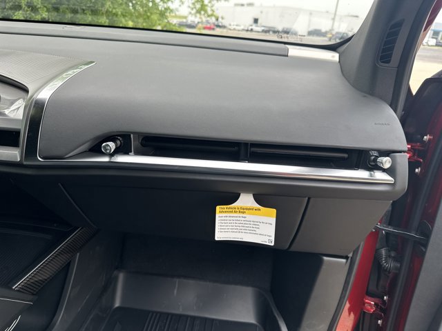 New 2026 Cadillac Vistiq Sport w/ LPO, Floor Liner Package image 38