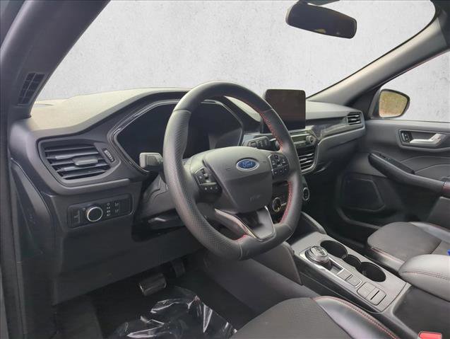 Used 2024 Ford Escape ST-Line w/ Cold Weather Package image 9