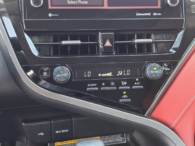 Used 2021 Toyota Camry XSE FWD image 21