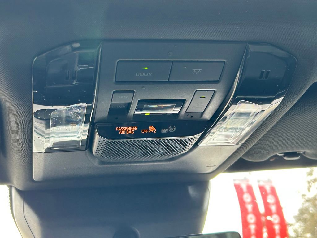 Used 2024 Lexus GX 550 w/ Accessory Package (2T) image 23