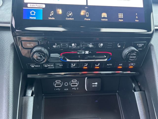 New 2025 Jeep Grand Cherokee Limited w/ Luxury Tech Group II image 28