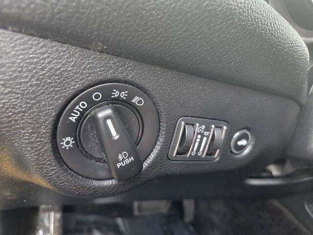 Used 2017 Dodge Challenger R/T w/ Blacktop Package RWD image 14