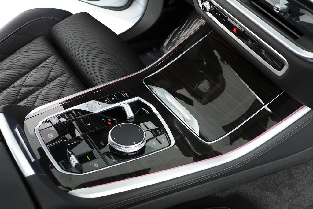 Certified 2024 BMW X5 xDrive50e w/ Parking Assistance Package image 15