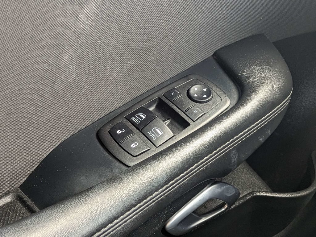 Used 2023 Dodge Challenger SXT RWD image 26