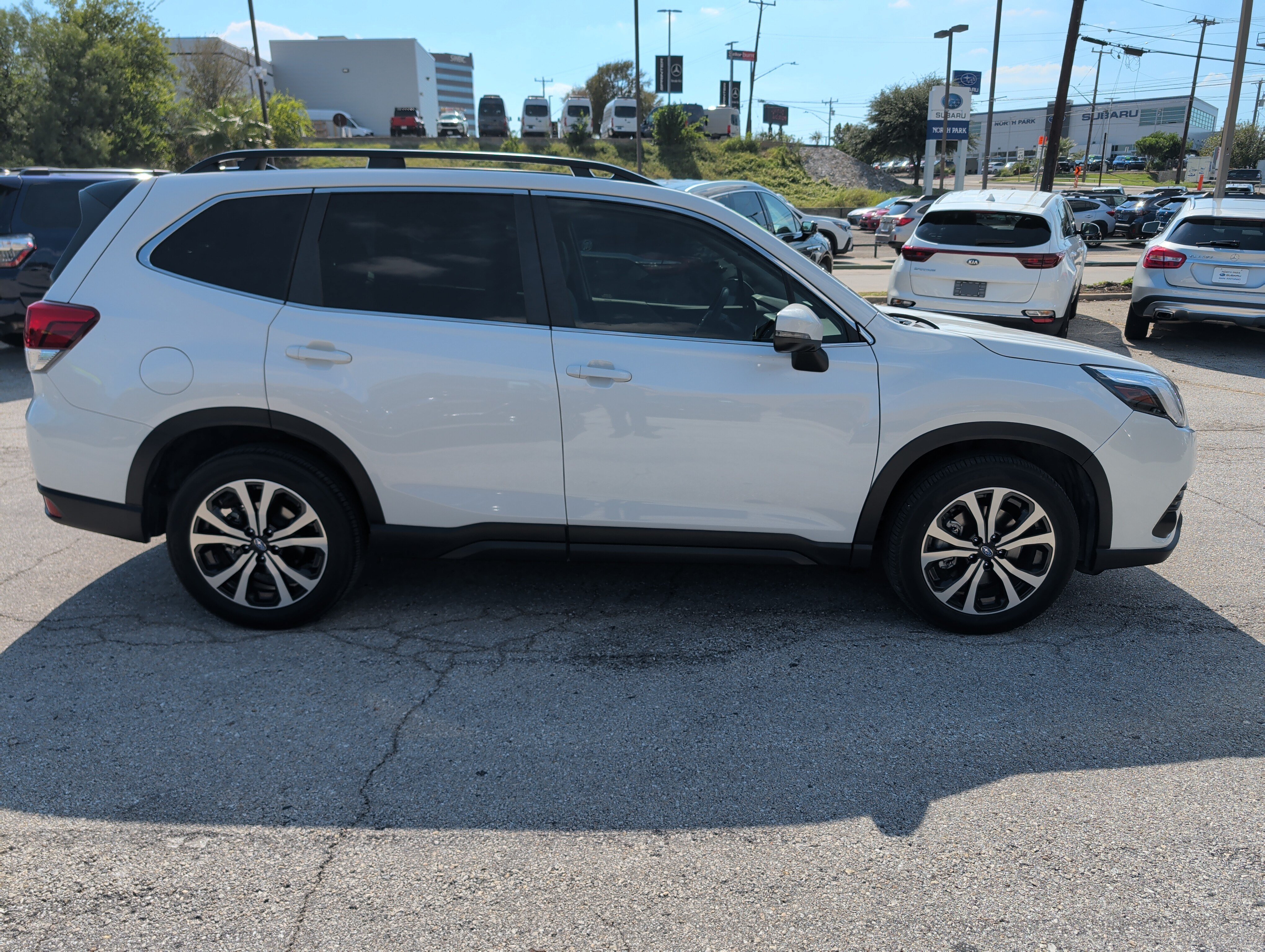 Certified 2024 Subaru Forester Limited AWD/4WD image 38