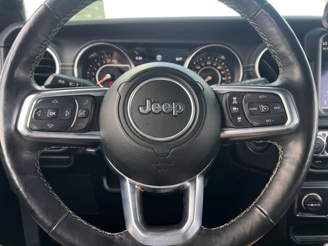 Used 2020 Jeep Gladiator Overland AWD/4WD image 21