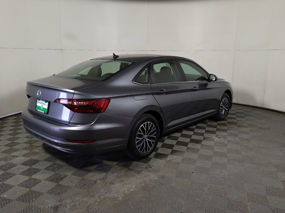 Used 2020 Volkswagen Jetta SE FWD image 10