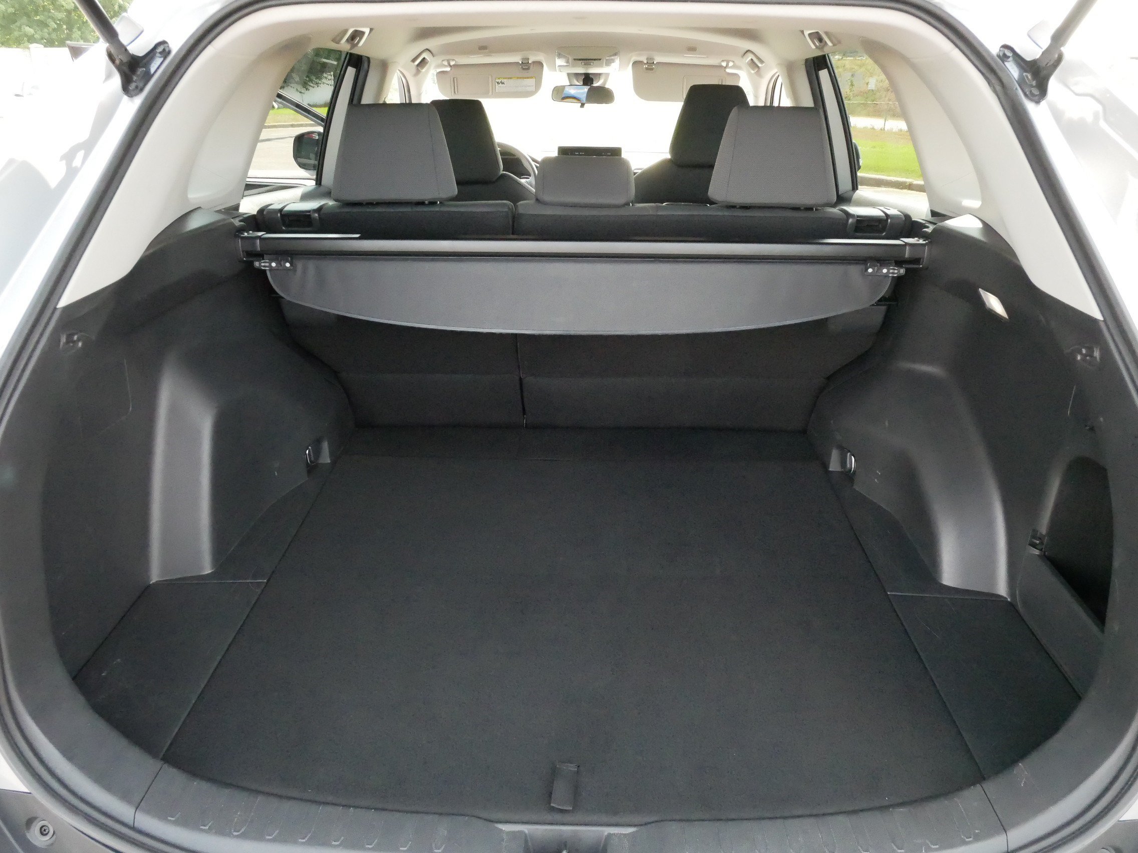 Certified 2025 Toyota RAV4 XLE AWD/4WD image 18