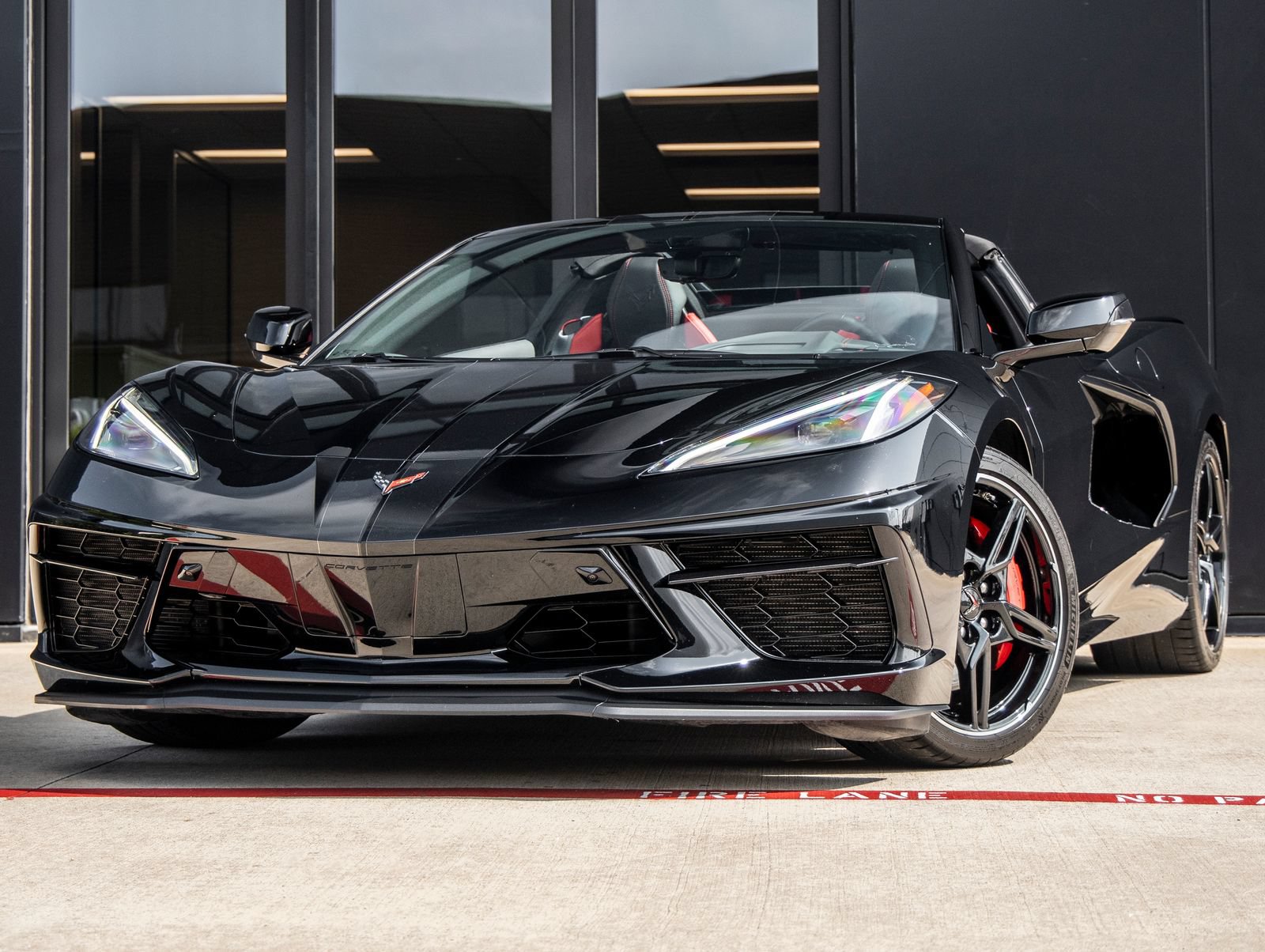 Used 2021 Chevrolet Corvette Stingray Preferred Conv w/ Z51 Performance Package RWD image 1