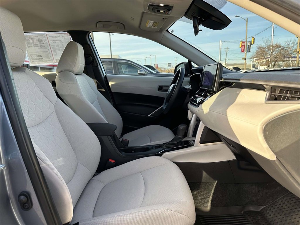 Certified 2023 Toyota Corolla Cross L image 14