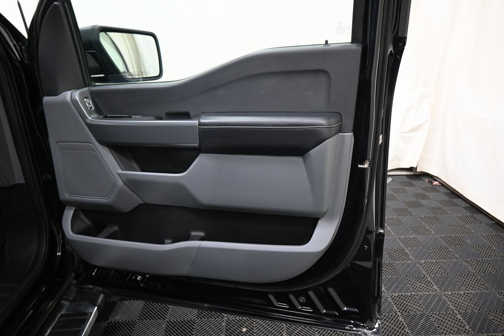 Used 2022 Ford F150 XLT w/ XTR Package image 22