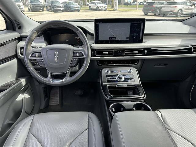 Certified 2022 Lincoln Nautilus Reserve w/ Monochromatic Package AWD/4WD image 12