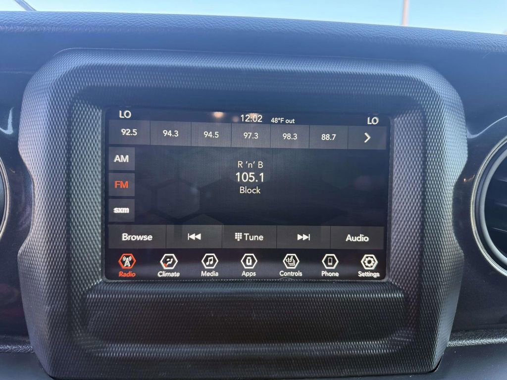 Used 2022 Jeep Gladiator Sport image 19