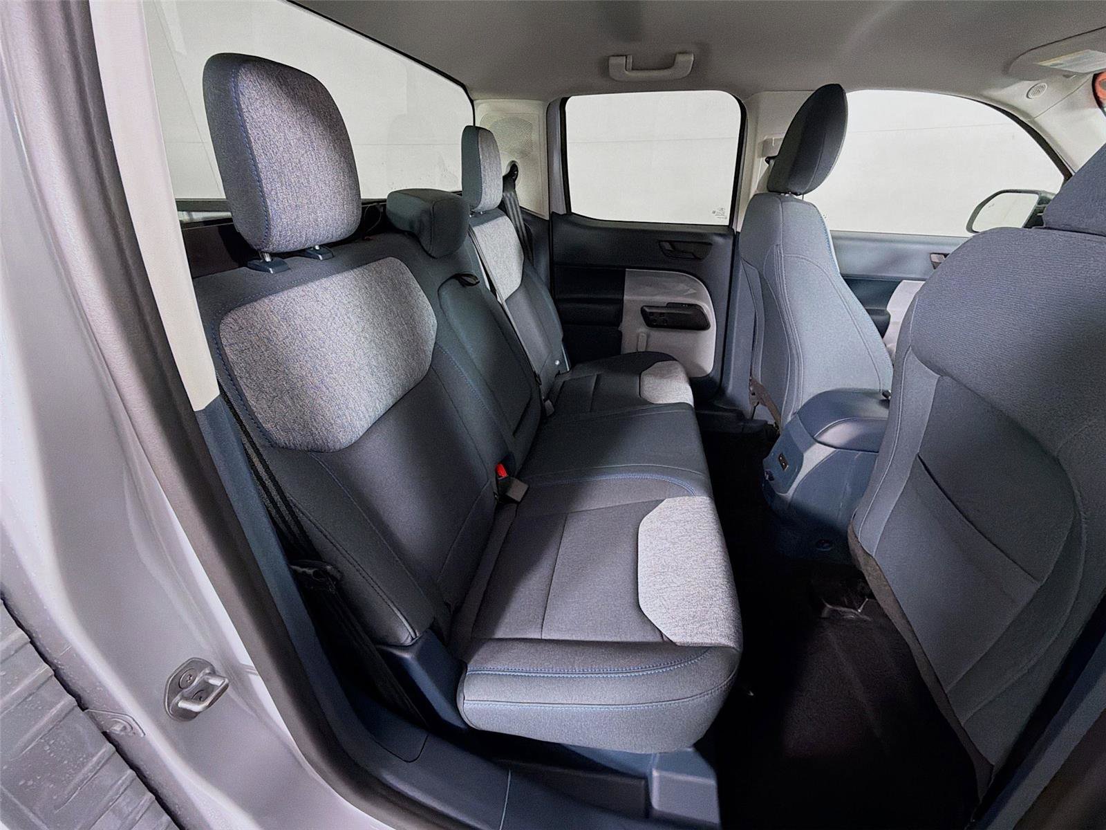 Used 2025 Ford Maverick XLT image 24