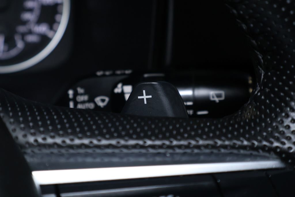 Used 2024 Mitsubishi Outlander SE image 24